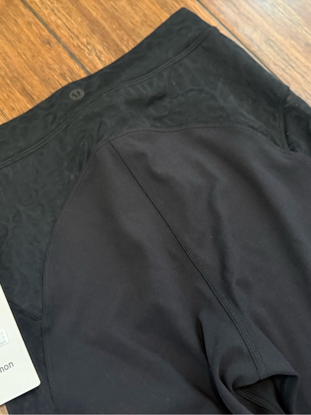 Lululemon Paisley Sheer Lace Jacquard Panelled High-Rise Tight 25" Sz 4 BLK - Picture 7 of 7